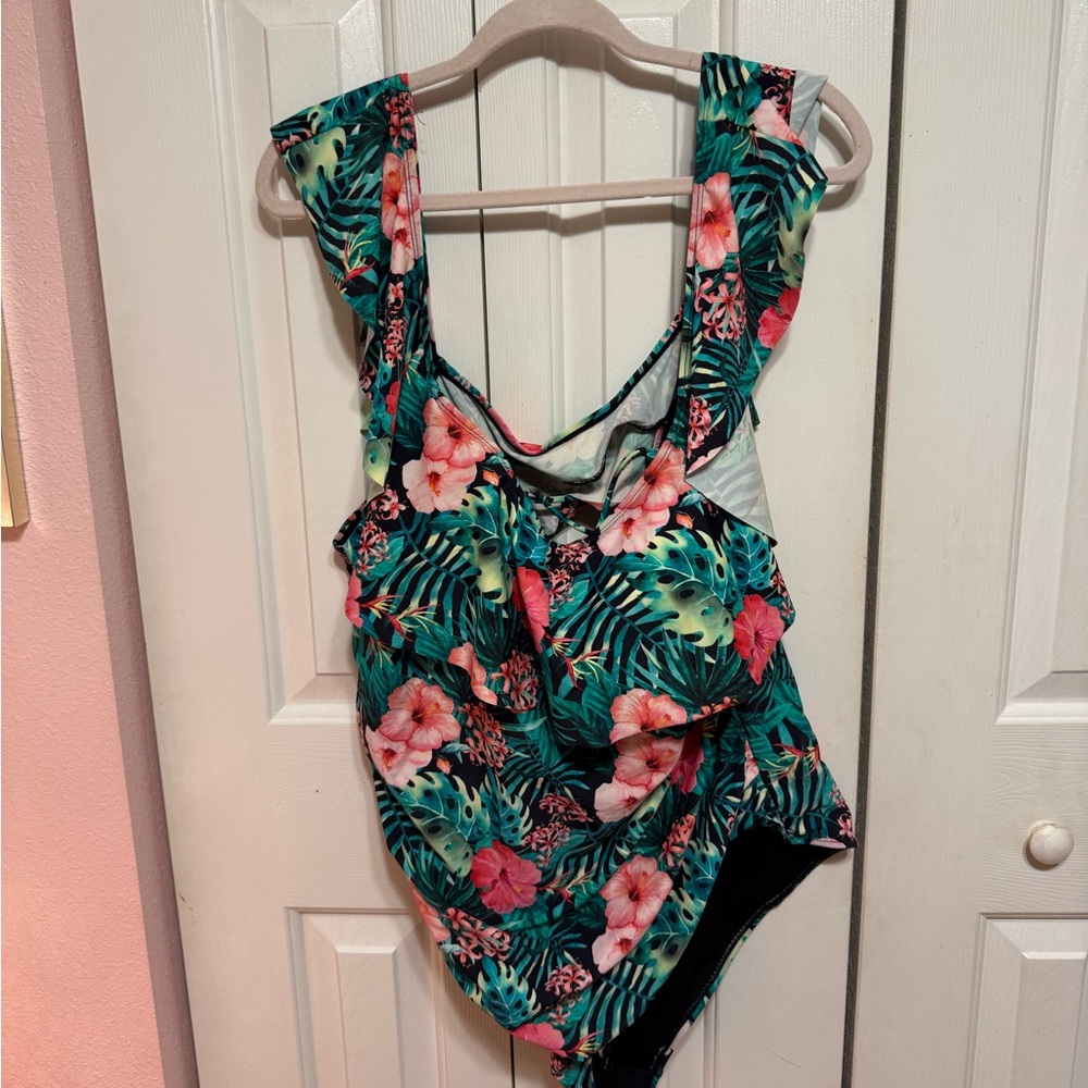 Plus Size Tropical Pink Palm Tree Swimsuit One Piece